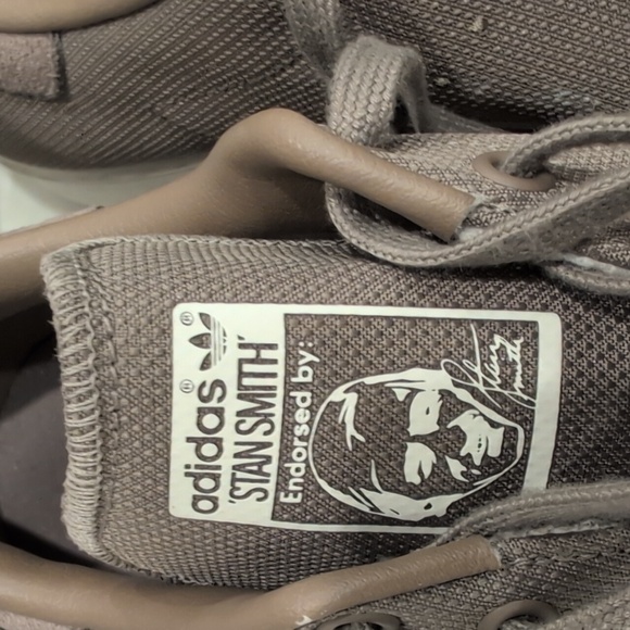 Adidas shoes for cheap - Picture 3 of 5